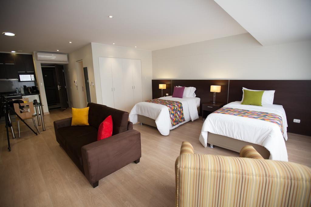 2W Apartments Service Diez Canseco Лима Екстериор снимка