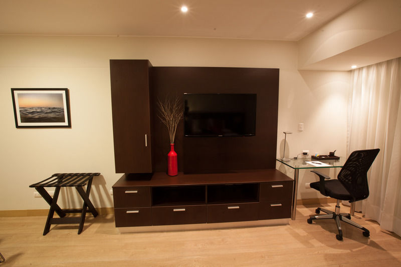 2W Apartments Service Diez Canseco Лима Екстериор снимка